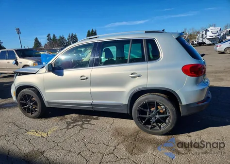 2013 Volkswagen Tiguan S z USA, uszkodzony, nr VIN WVGBV3AX1DW620202